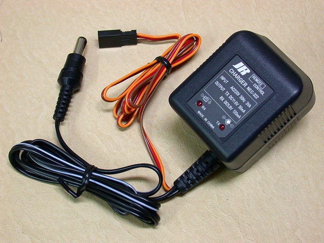 JR NEC-322 發射/接收電池充電器 (220V)